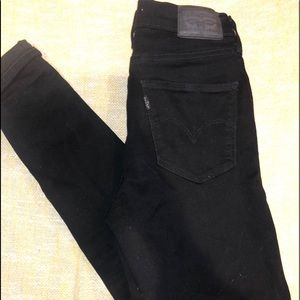 Levi’s 720 black jeans